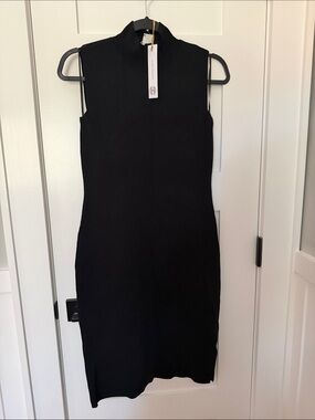 House of Harlow 1960 Black Sleeveless Mock Neck Midi Dress